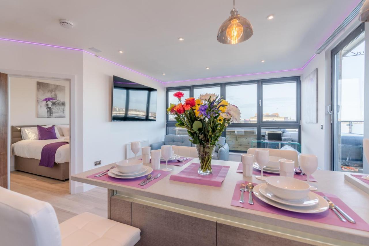 Central Penthouse With Hot Tub & Views 22 Челтнъм Екстериор снимка