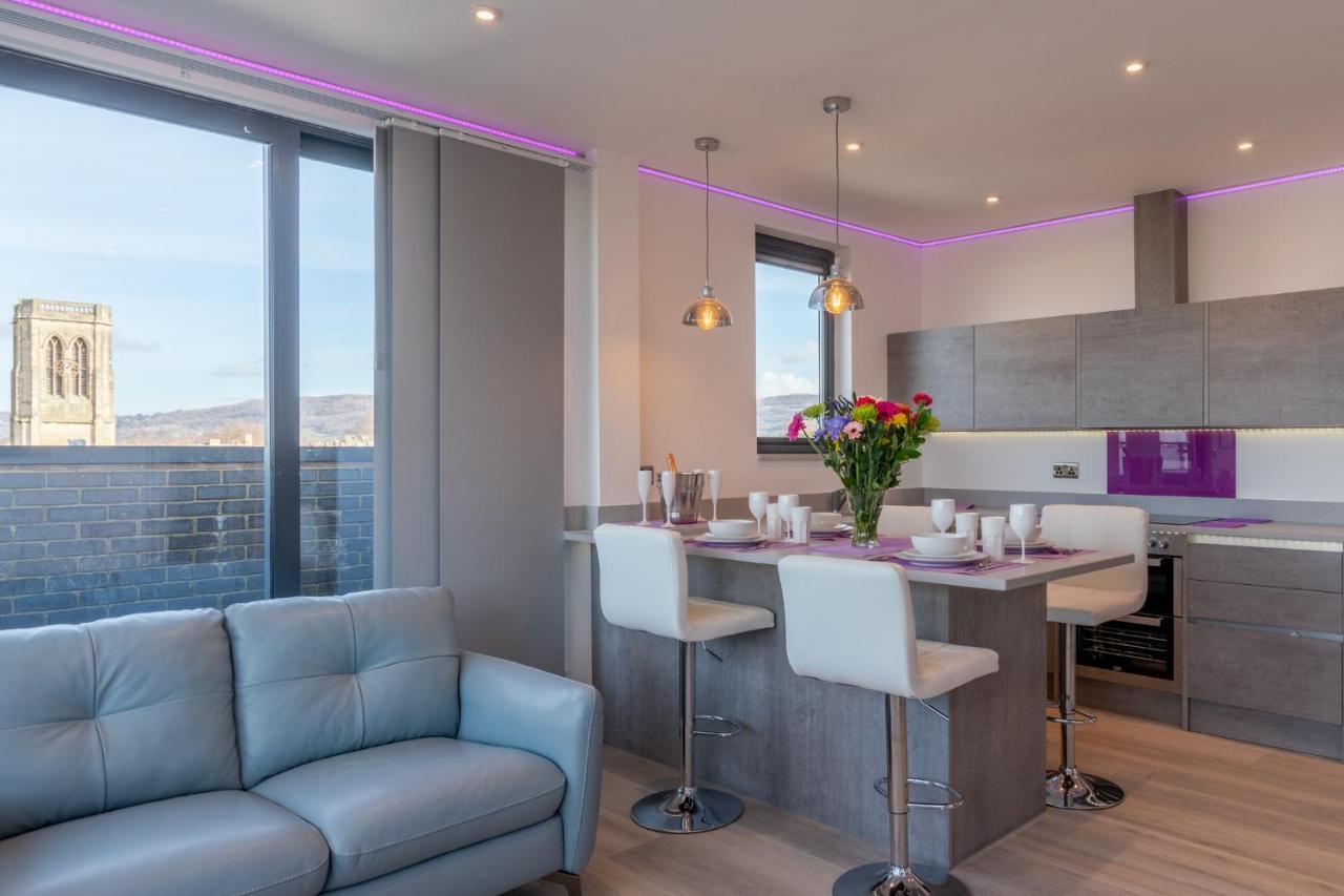 Central Penthouse With Hot Tub & Views 22 Челтнъм Екстериор снимка
